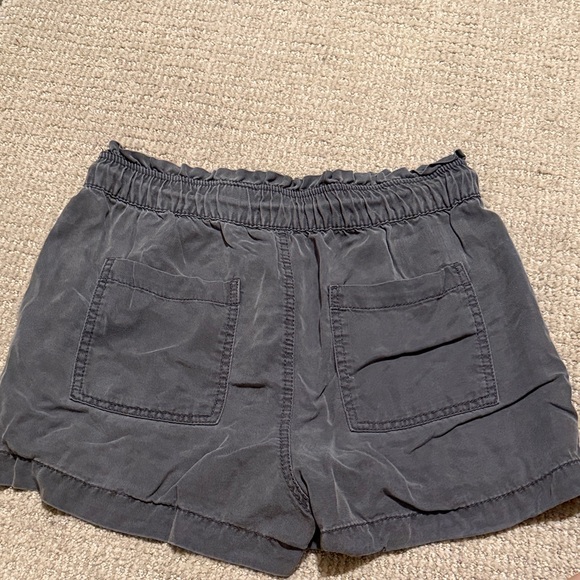 LOFT Charcoal Shorts - Picture 3 of 4